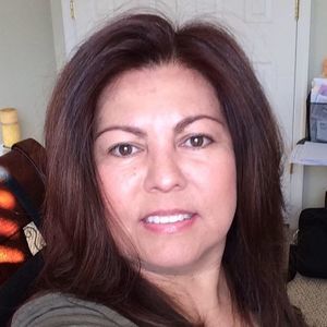 Meet your Posher, Cynthia